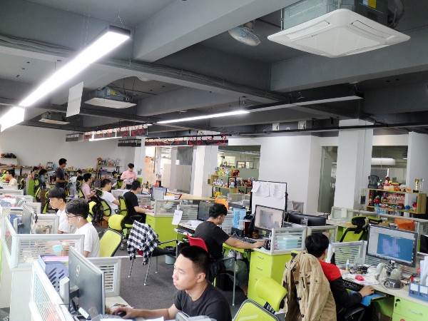 塑胶玩具加工厂家能做设计包生产吗？